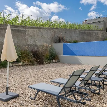 Pool Retreat For Families & Romantic Escapes * Câmara de Lobos